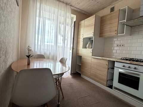 квартира за адресою Боголюбова вул., 33