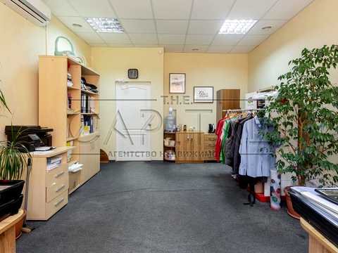 комерційна за адресою Ушинського вул., 13