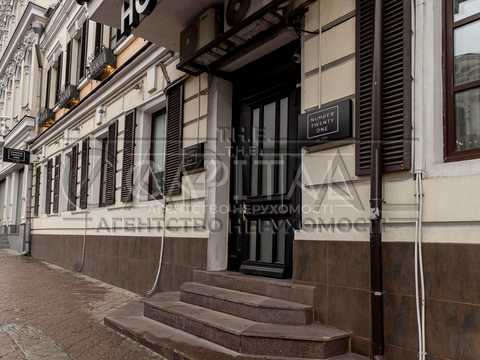 коммерческая по адресу Петра Сагайдачного ул., 21