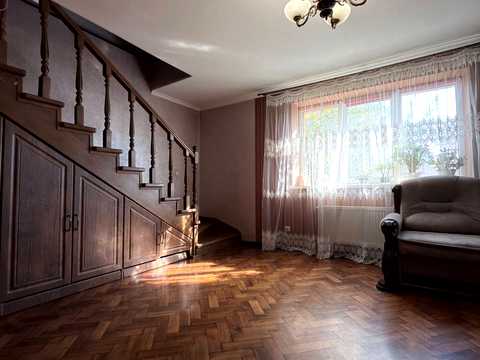 квартира за адресою Івано-Франківськ, Героїв Харкова вул. (Чехова), 15