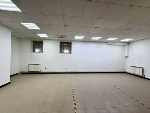 комерційна за адресою Яворів, Павла Тичини вул., 1