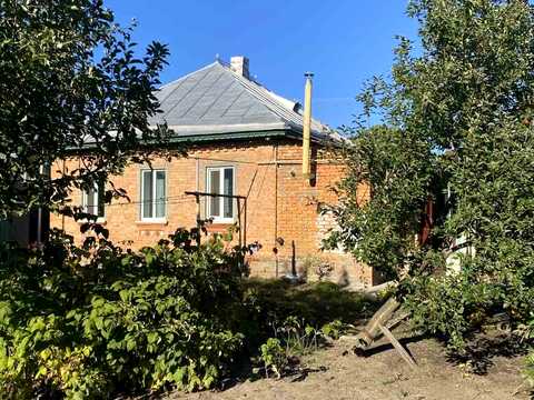 будинок за адресою Червонопрапорна вулиця, 13