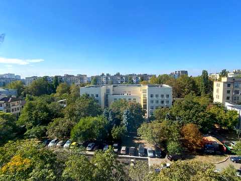 квартира за адресою Тополина вул., 14/1