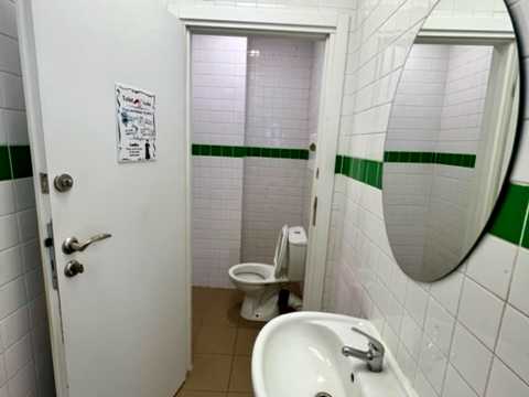 комерційна за адресою Фізкультури вул., 28