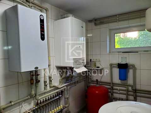 будинок за адресою Революції Гідності вул. (Революції)