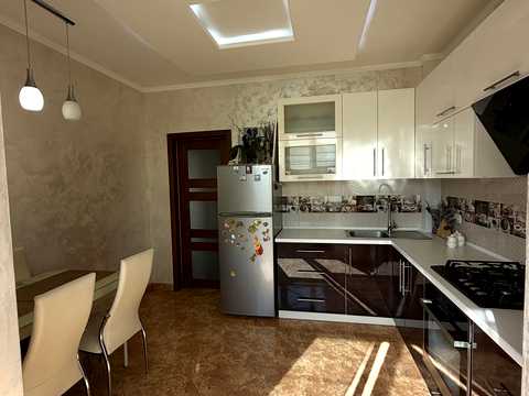 квартира за адресою Олександра Довженка вул., 51