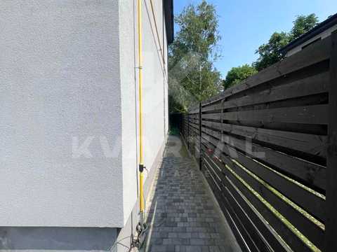 будинок за адресою Наталії Околітенко вул. (Ломоносова)