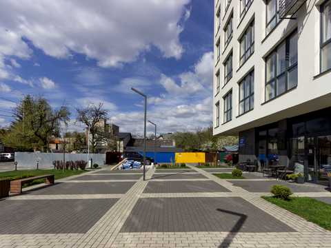 комерційна за адресою Павла Думанського вул. (Професора Петра Буйка), 27