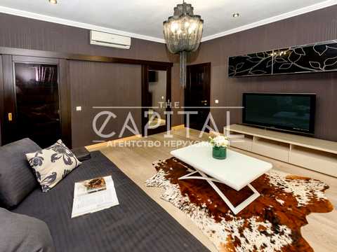 будинок за адресою Прикордонна вул., 44