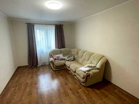 квартира за адресою Ревуцького вул., 54
