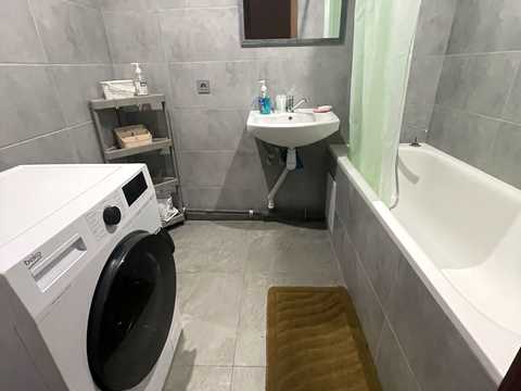 квартира за адресою Ревуцького вул., 54