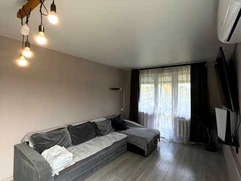 квартира за адресою Петра Калнишевського просп. (Косіора), 42