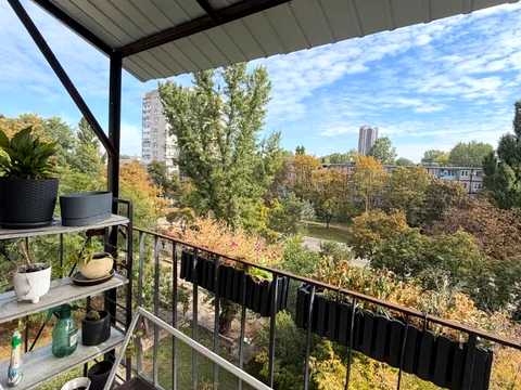 квартира за адресою Петра Калнишевського просп. (Косіора), 42
