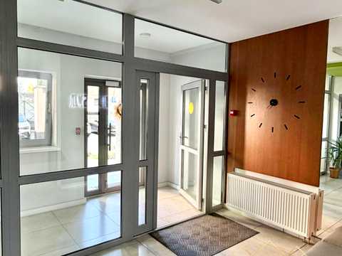 квартира по адресу Олеся Бердника ул., 1-Д