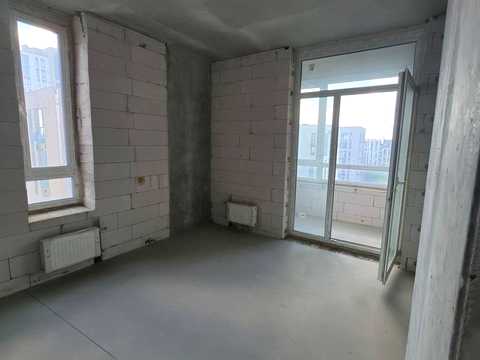 квартира за адресою Салютна вул., 2к3