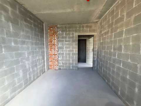 1878483577261700
