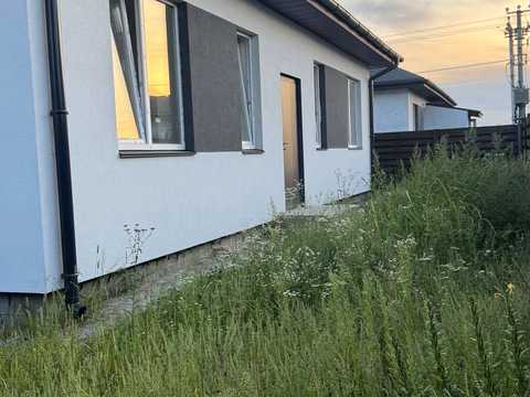 будинок за адресою Весняна