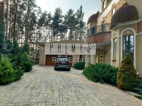 будинок за адресою Київська вул., 1