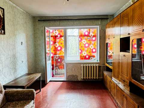 квартира за адресою Гірницький мікрорайон  (5-й мікрорайон), 18