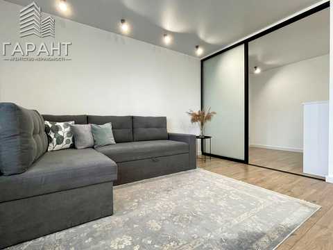 квартира по адресу Михаила Лушпы просп. (Космонавтів), 5к8