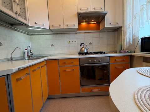 квартира за адресою Соборності просп. (Возз'єднання), 5