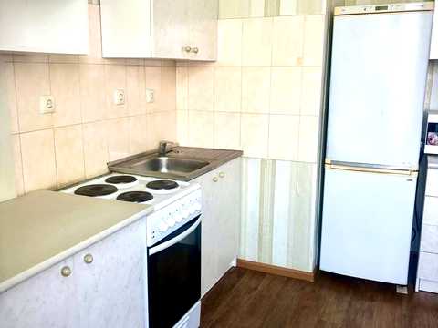 квартира за адресою Анни Ахматової вул., 22