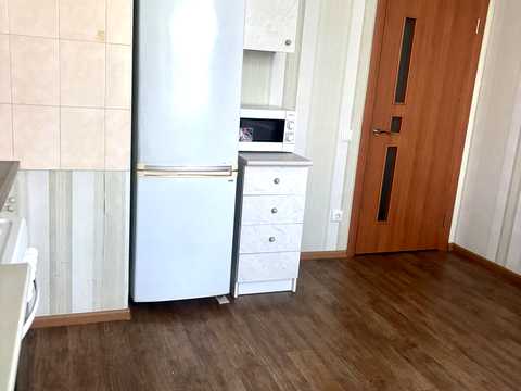 квартира за адресою Анни Ахматової вул., 22