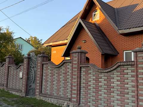 дом по адресу Квітнева, 37