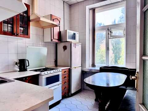 квартира за адресою Антоновича вул. (Горького), 45