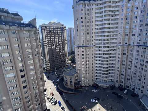 квартира за адресою Середньофонтанська вул., 19б