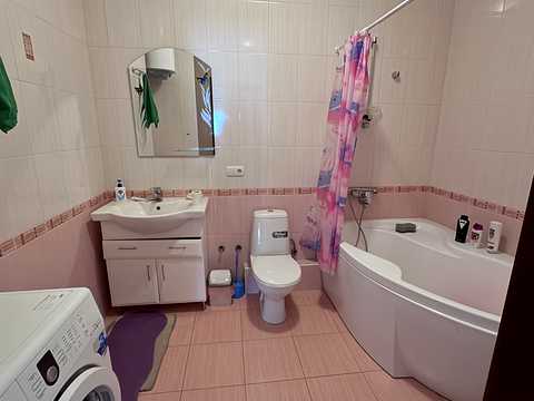 квартира за адресою Середньофонтанська вул., 19б