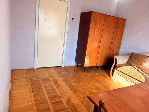 квартира за адресою Дмитра Луценка вул. (Крейсера "Аврора"), 5 к1
