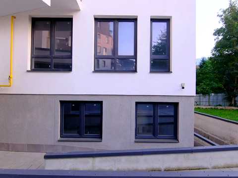 коммерческая по адресу Пекарская ул., 30