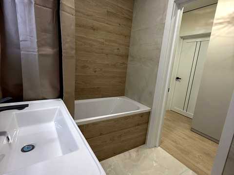 квартира за адресою Олени Теліги вул., 18