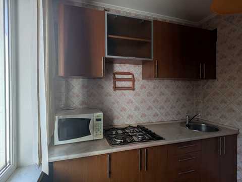 квартира за адресою Космонавтів вул., 44