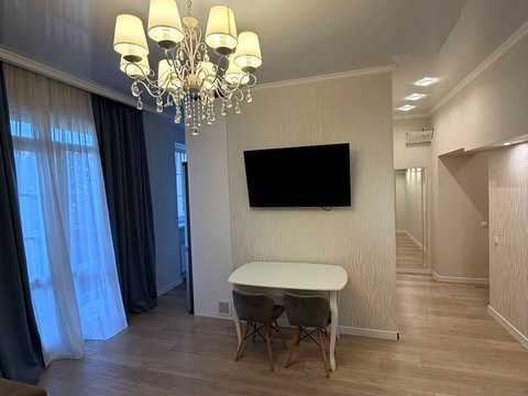 квартира за адресою Успішна вул., 14