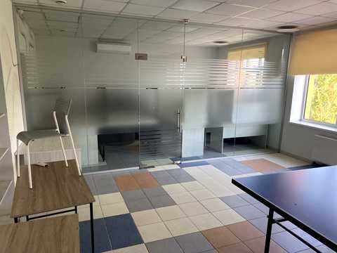 комерційна за адресою Зелена вул., 145