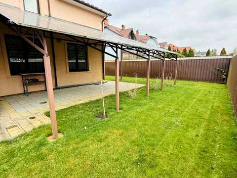 будинок за адресою Озерна вул., 9