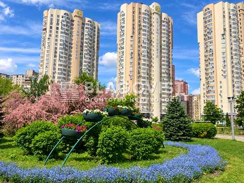 квартира за адресою Київ, Драгоманова вул., 40-Ж