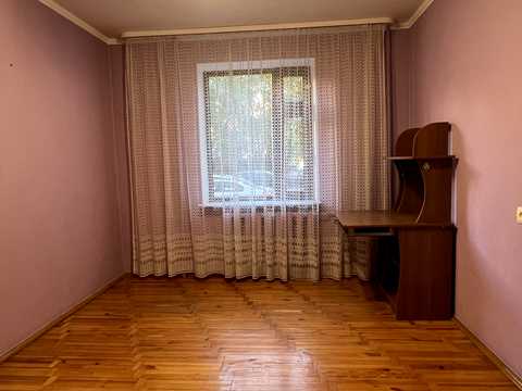 квартира за адресою Максима Залізняка вул., 14