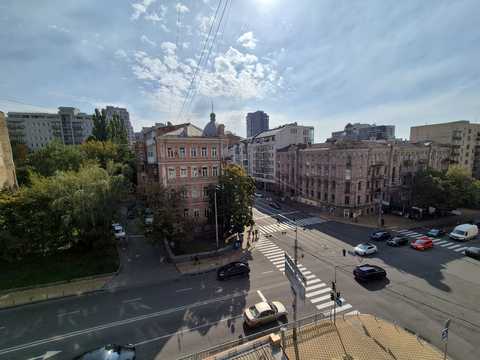 квартира за адресою Саксаганського вул., 88