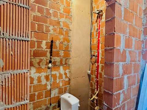комерційна за адресою Бічна Львівська вул., 1-Б