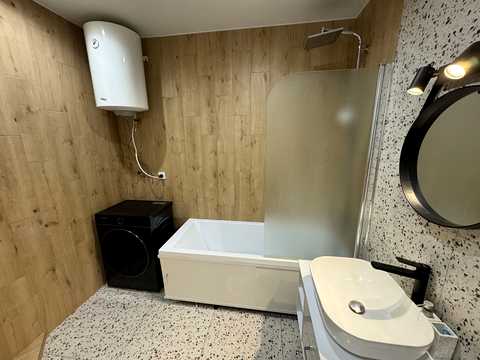 квартира за адресою Луговська вул., 248