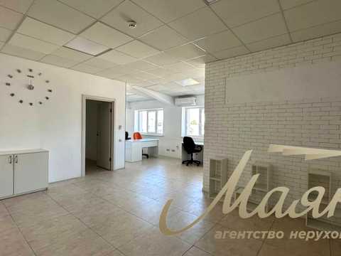 комерційна за адресою Новокостянтинівська вул., 1в