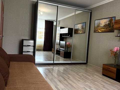 квартира за адресою Боголюбова вул., 12