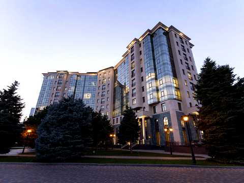 комерційна за адресою Французький бульв., 66/1