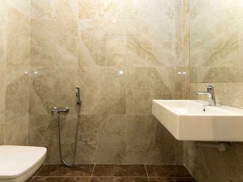 комерційна за адресою Італійський бульв., 1г