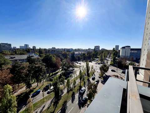 комерційна за адресою Вацлава Гавела бульв. (Івана Лепсе), 6/7а