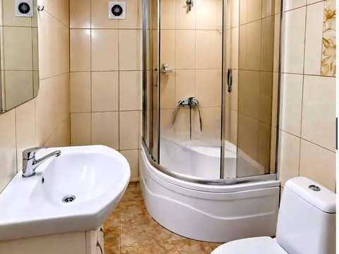 будинок за адресою Центральна вул.