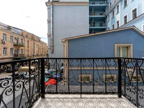 коммерческая по адресу Хорива ул., 21